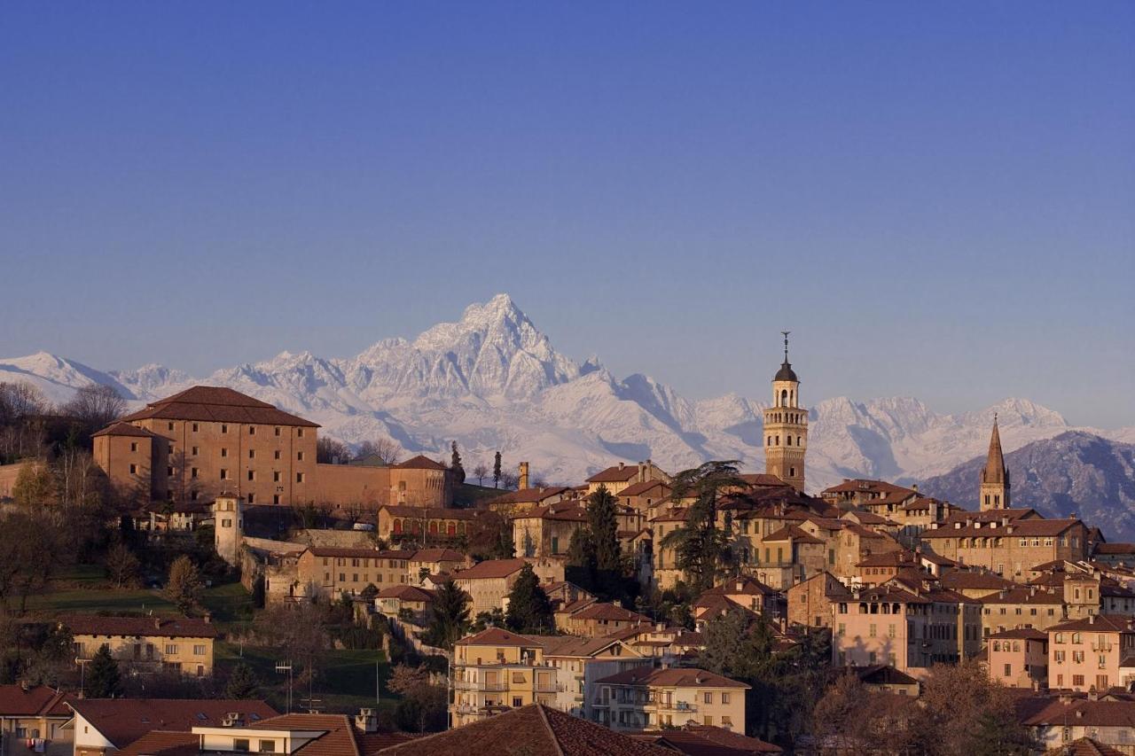 Saluzzo Historic Center Apartment Ngoại thất bức ảnh