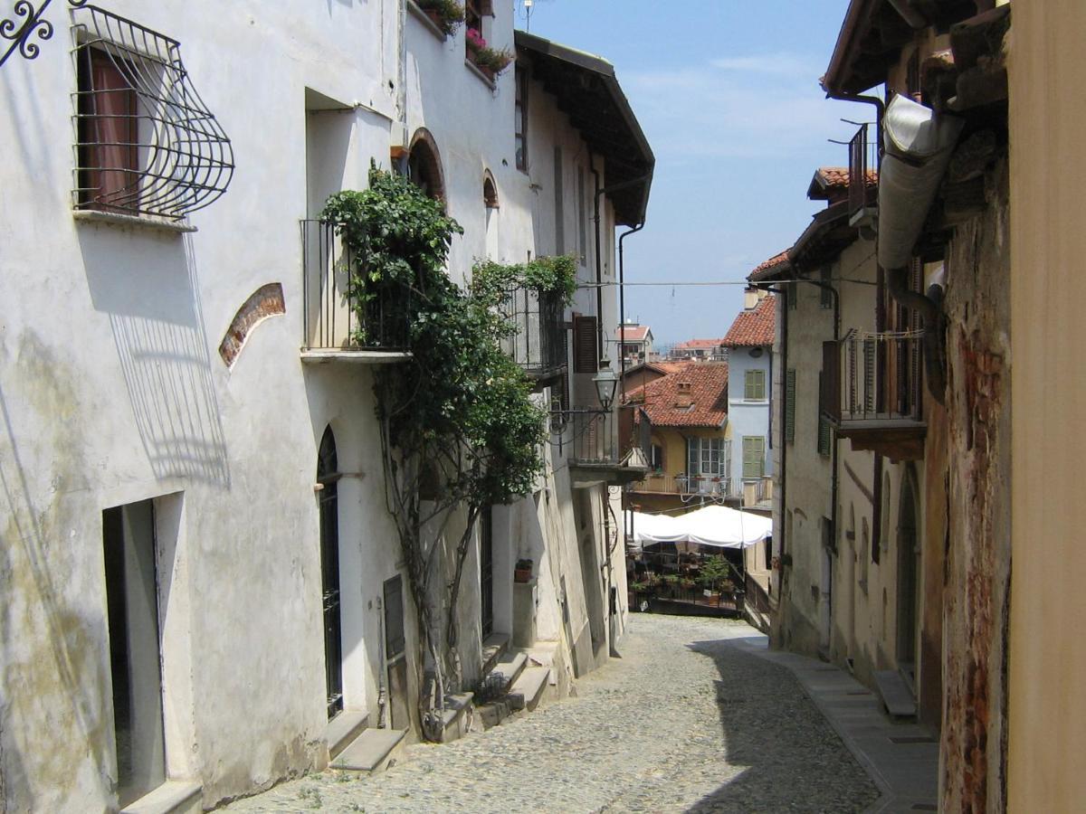 Saluzzo Historic Center Apartment Ngoại thất bức ảnh